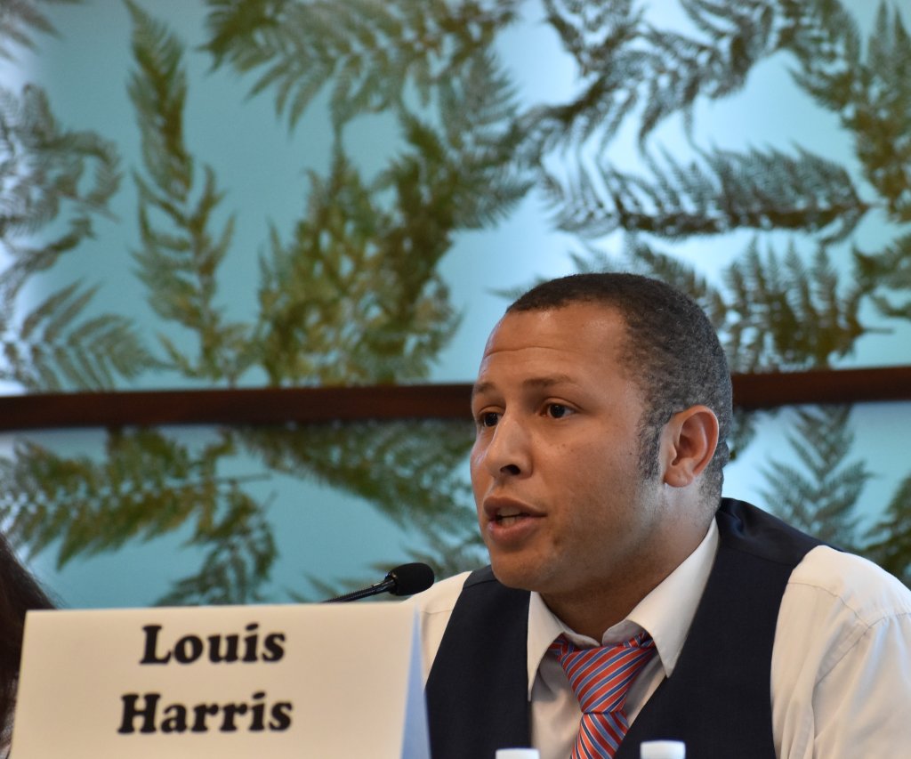 Louis Harris