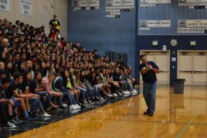 meadowdale lynnwood freshman welcomes shockley addressing