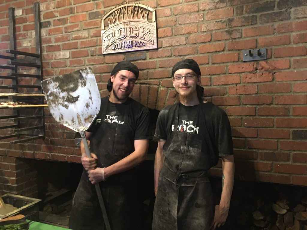 Local Eats & Places to Meet: The Rock Wood Fired Pizza - Lynnwood