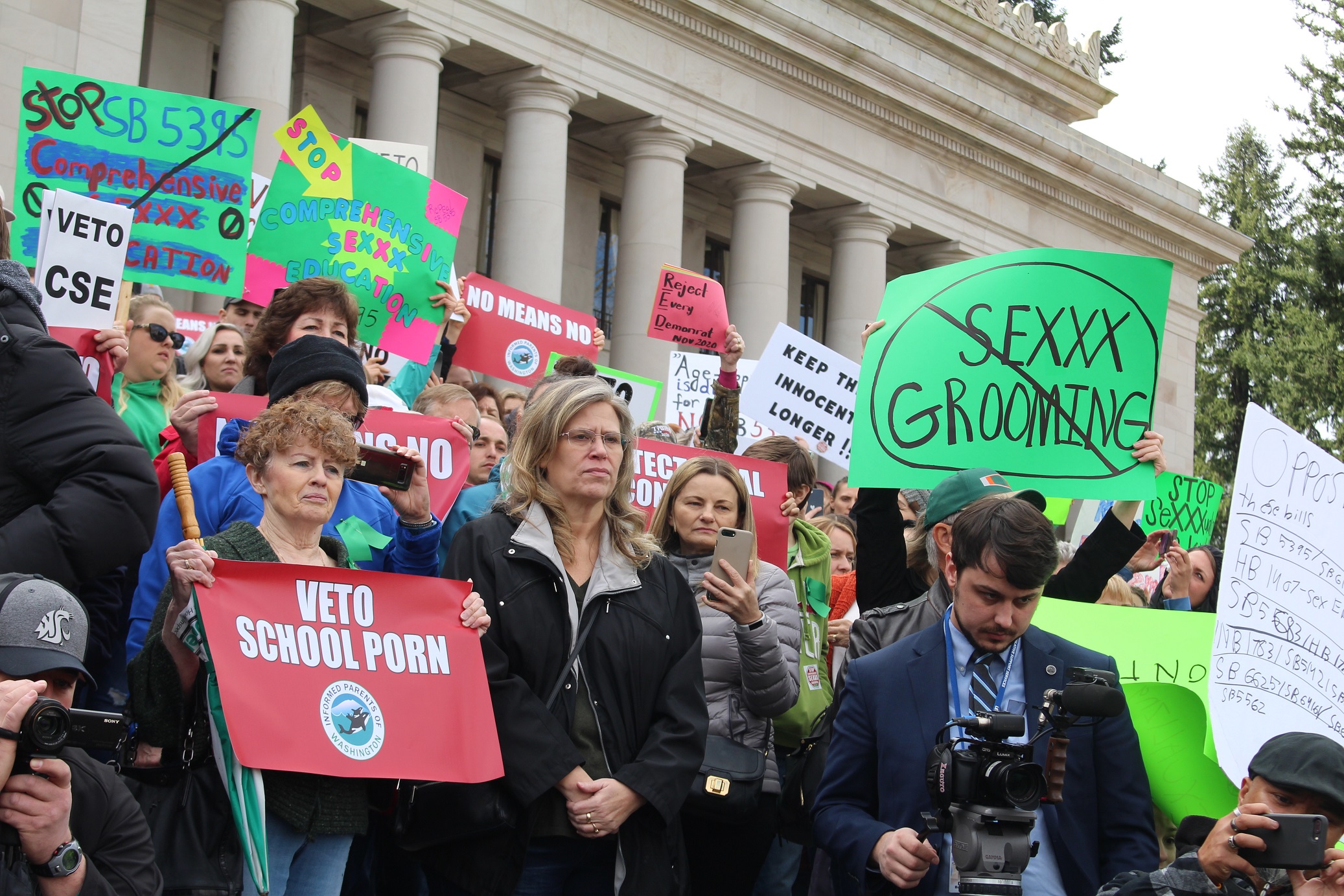 Hundreds Converge At Capitol Building Over Legislatures Sex Education Bill Lynnwood Times 