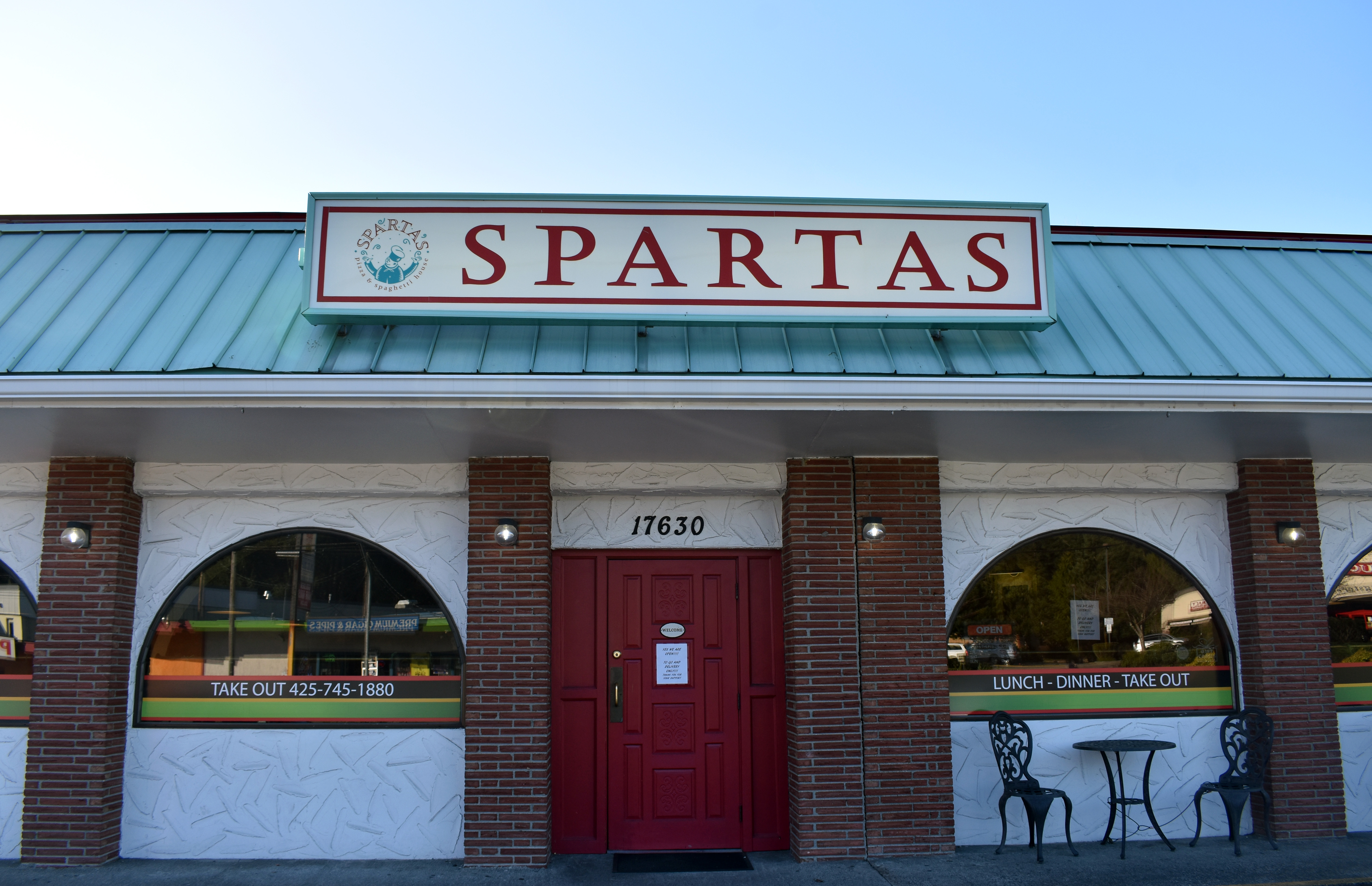 Community support keeps Sparta’s Pizza & Pasta House open Lynnwood Times