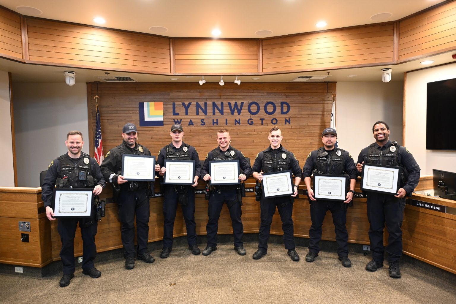 Lynnwood Police Officers honored with Letter of Commendation for heroic