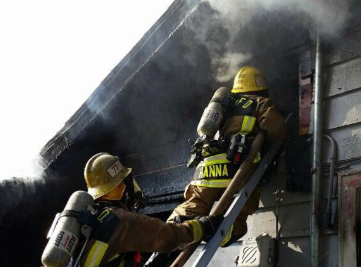 Women in Careers A tribute to Snohomish Regional Fire & Rescue