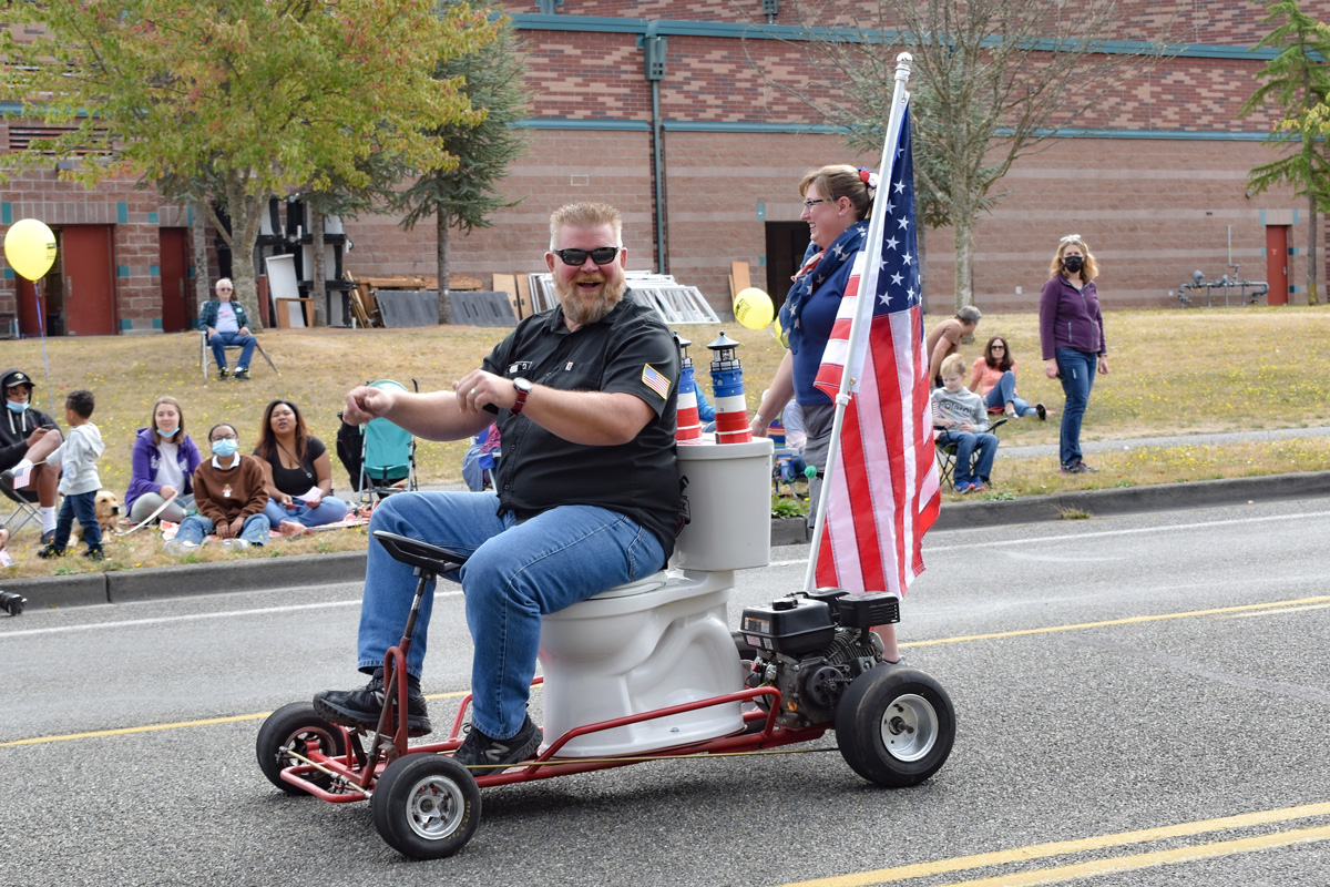Mukilteo “Turd Burglar” steals ceremonious gokart, 1000 reward