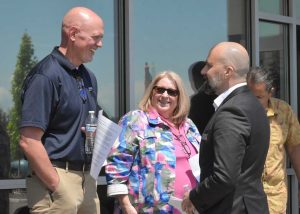 voaww food distribution center