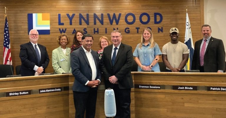 Lynnwood Mayor