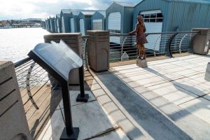 waterplace sculpture