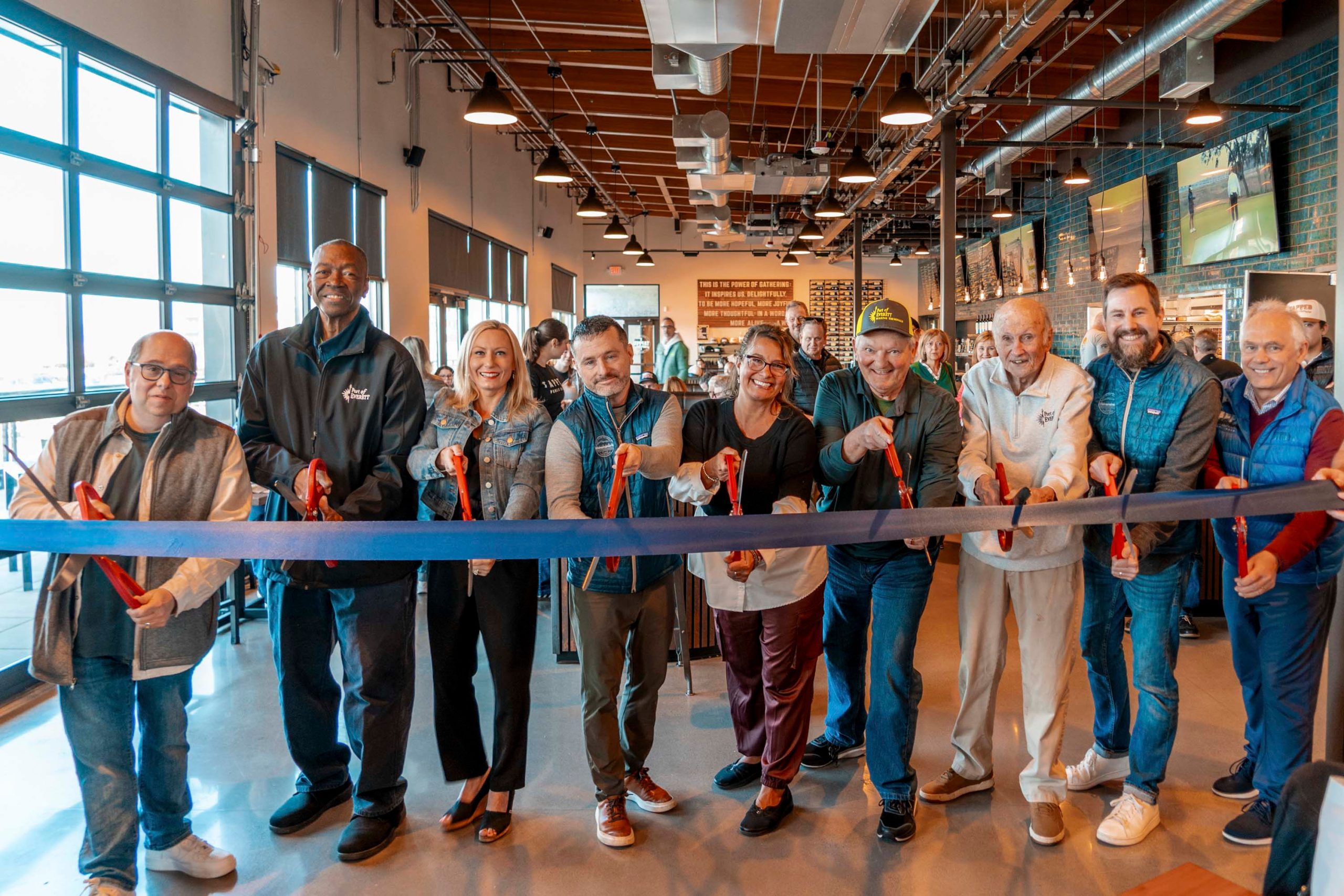 Port of Everett Welcomes Tapped Public House to Restaurant Row at Waterfront Place