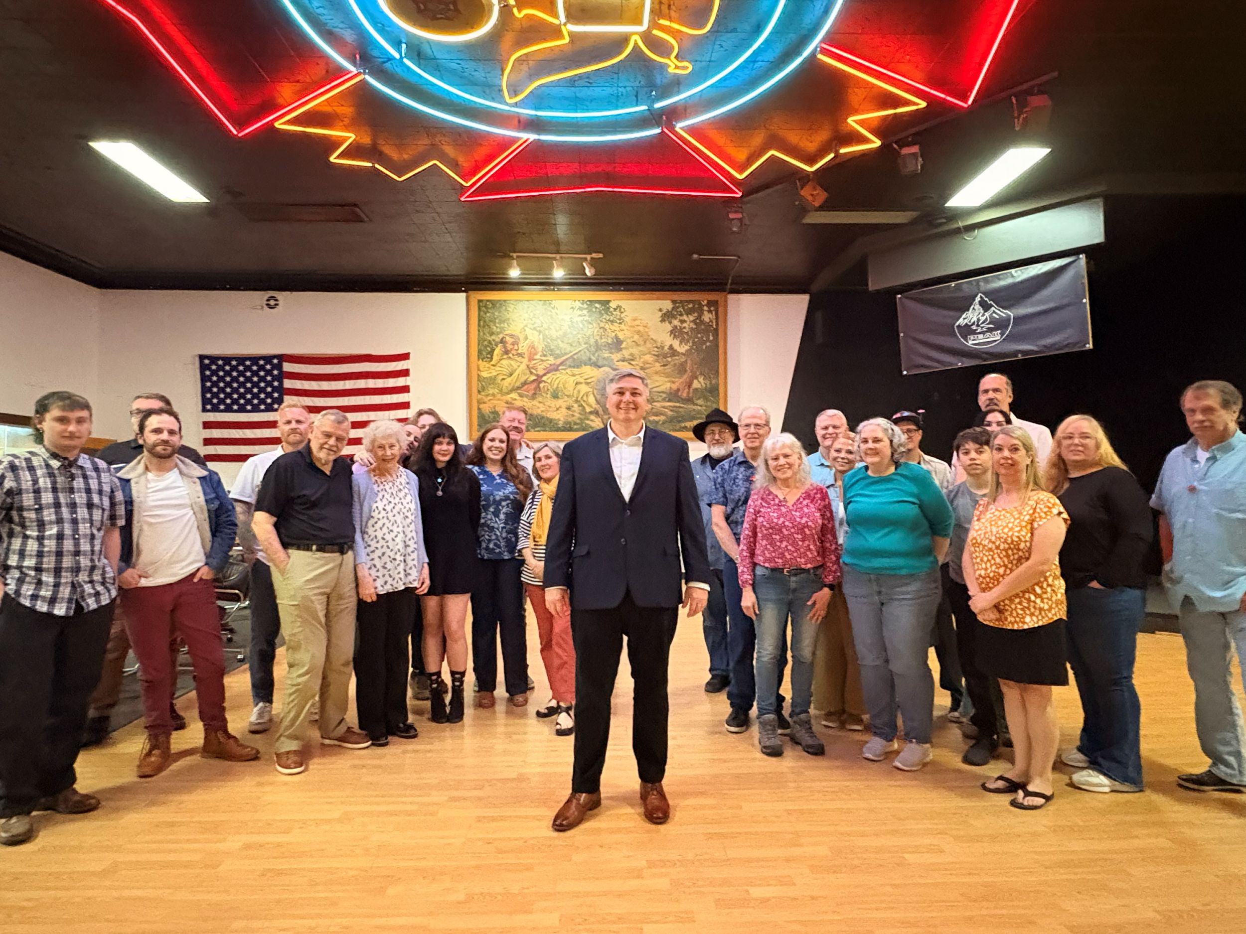 Cascade Party candidate Jeff Kelly holds campaign kickoff event in Everett