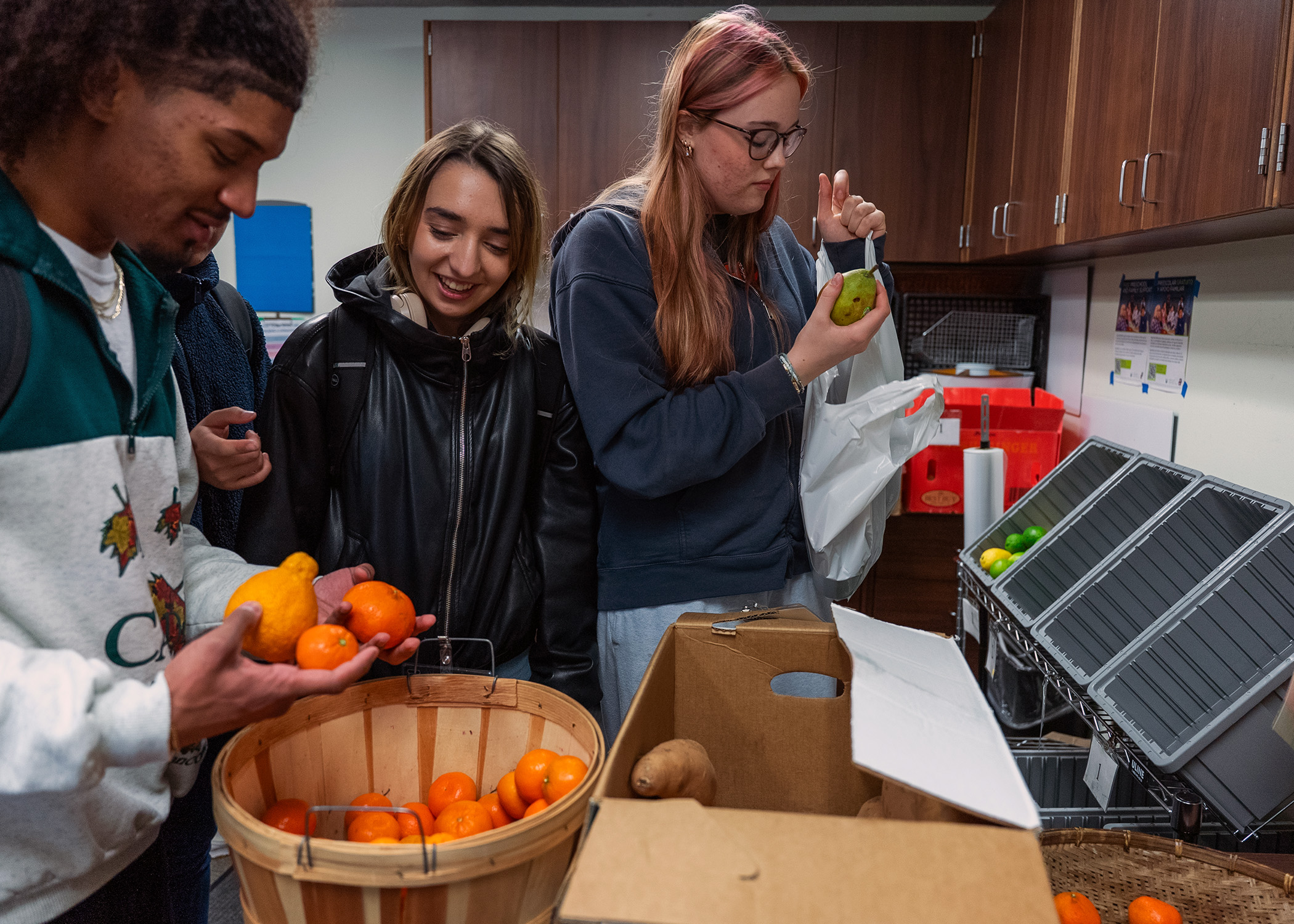Edmonds College Foundation to hold inaugural “Triton Heroes: A Community Celebration” fundraiser and awards ceremony